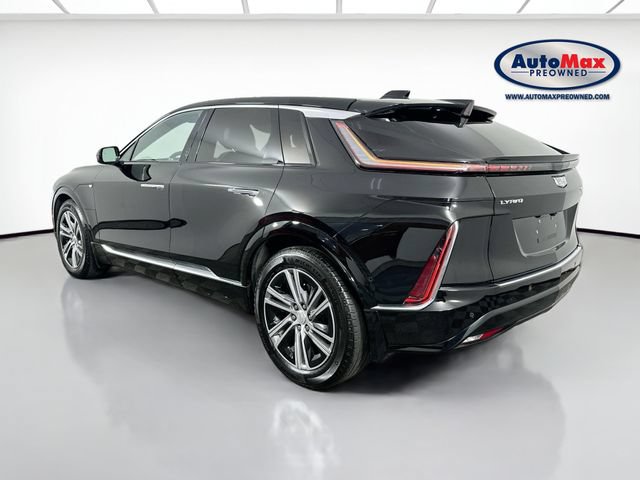 Used 2024 Cadillac Lyriq Luxury AWD/4WD image 6