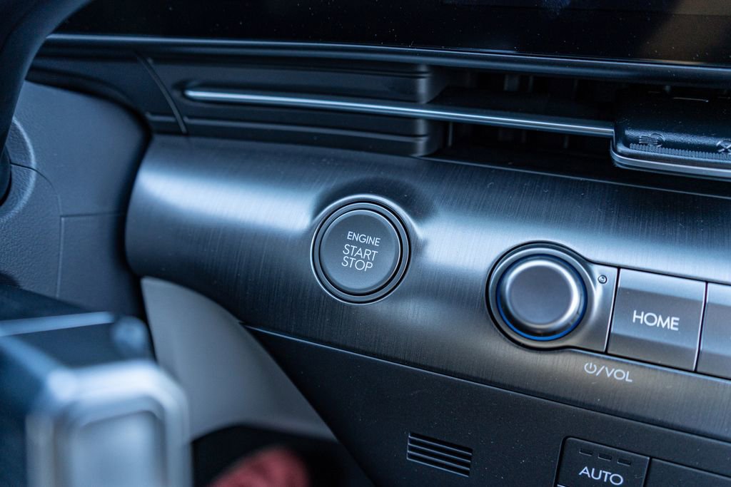 New 2026 Hyundai Kona SEL Premium image 27