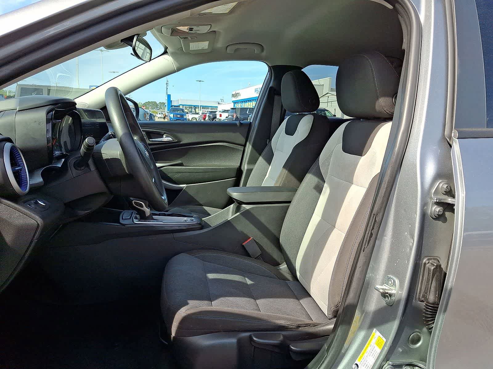 Used 2024 Chevrolet Trax LS w/ Driver Confidence Package FWD image 23