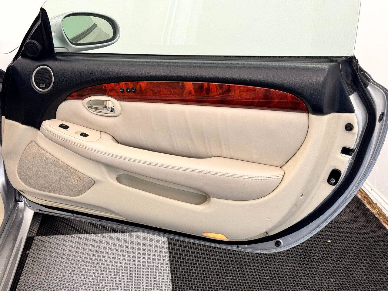 Used 2007 Lexus SC 430 Convertible image 13