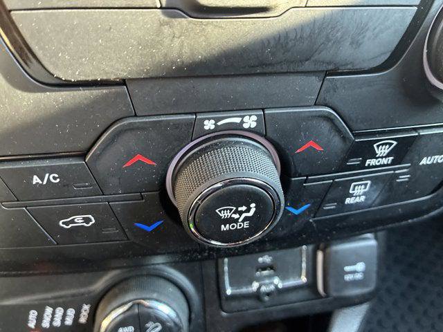 Certified 2020 Jeep Renegade Trailhawk image 30