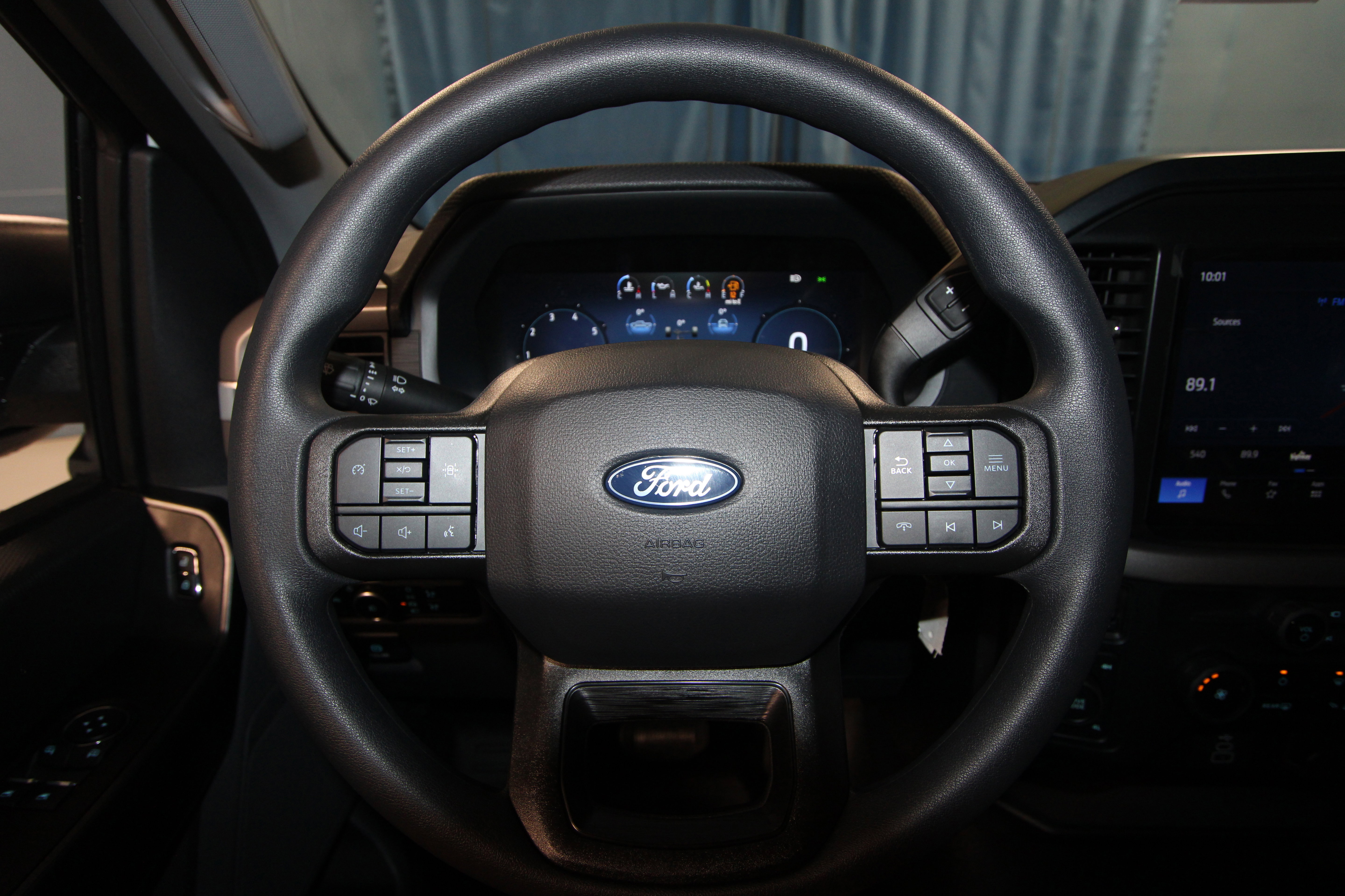 New 2025 Ford F150 XL w/ Equipment Group 103A High image 9