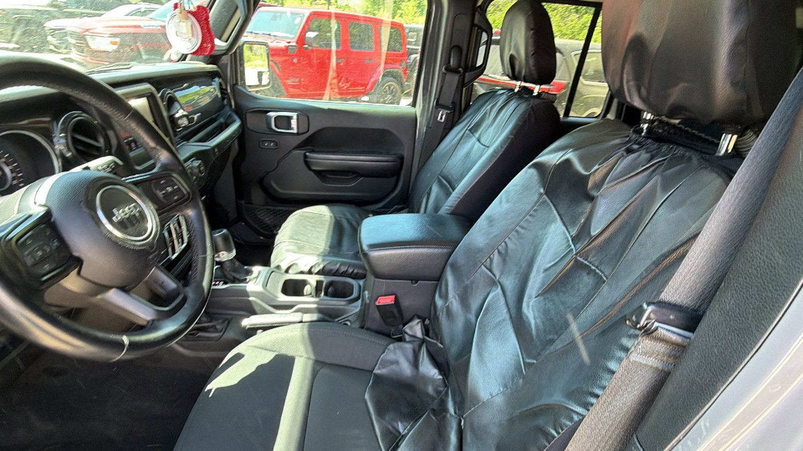 Used 2021 Jeep Wrangler Unlimited Sport AWD/4WD image 16