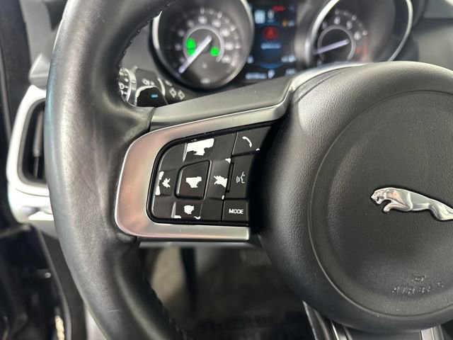 Used 2020 Jaguar E-PACE SE image 15