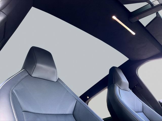 Used 2025 Tesla Cybertruck AWD Crew Cab image 27
