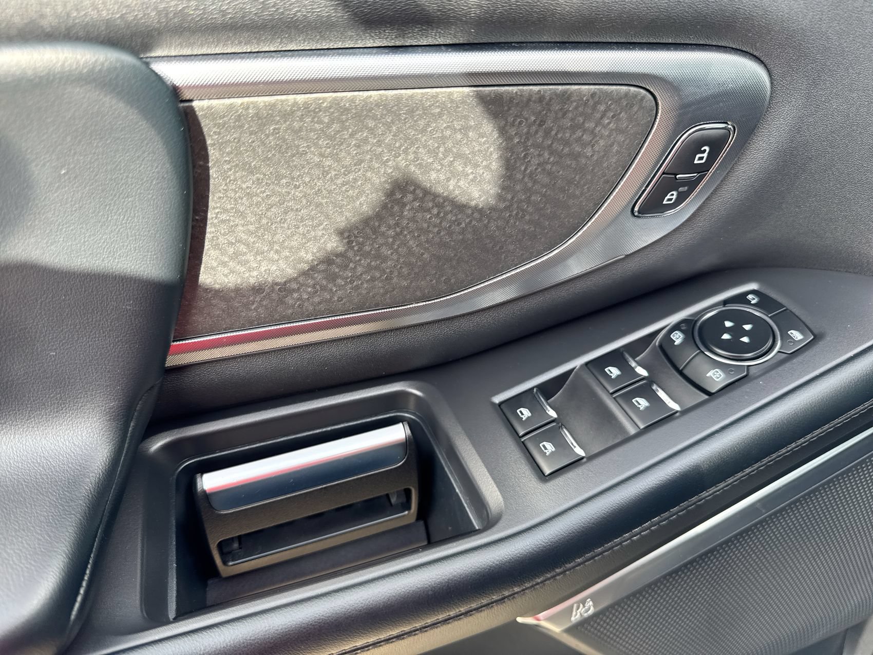Used 2025 Ford Expedition Tremor AWD/4WD image 13