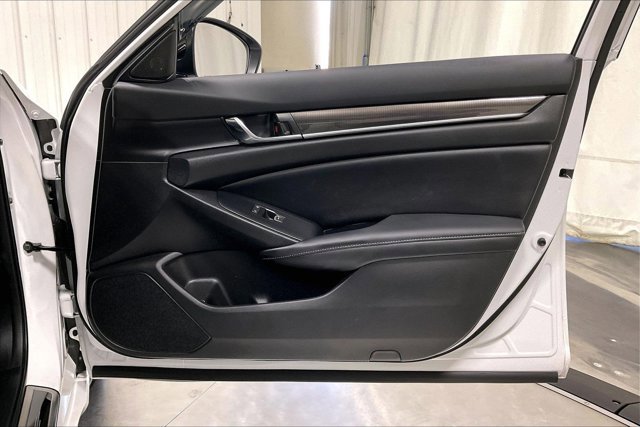 Used 2022 Honda Accord Sport image 24