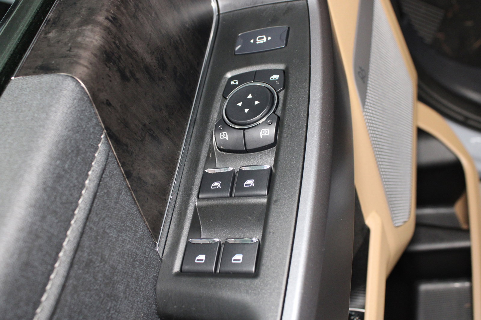 New 2025 Ford F350 Lariat w/ Lariat Ultimate Package image 5