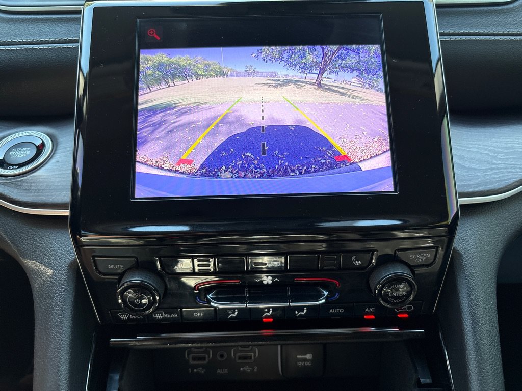 Used 2021 Jeep Grand Cherokee L Limited AWD/4WD image 31
