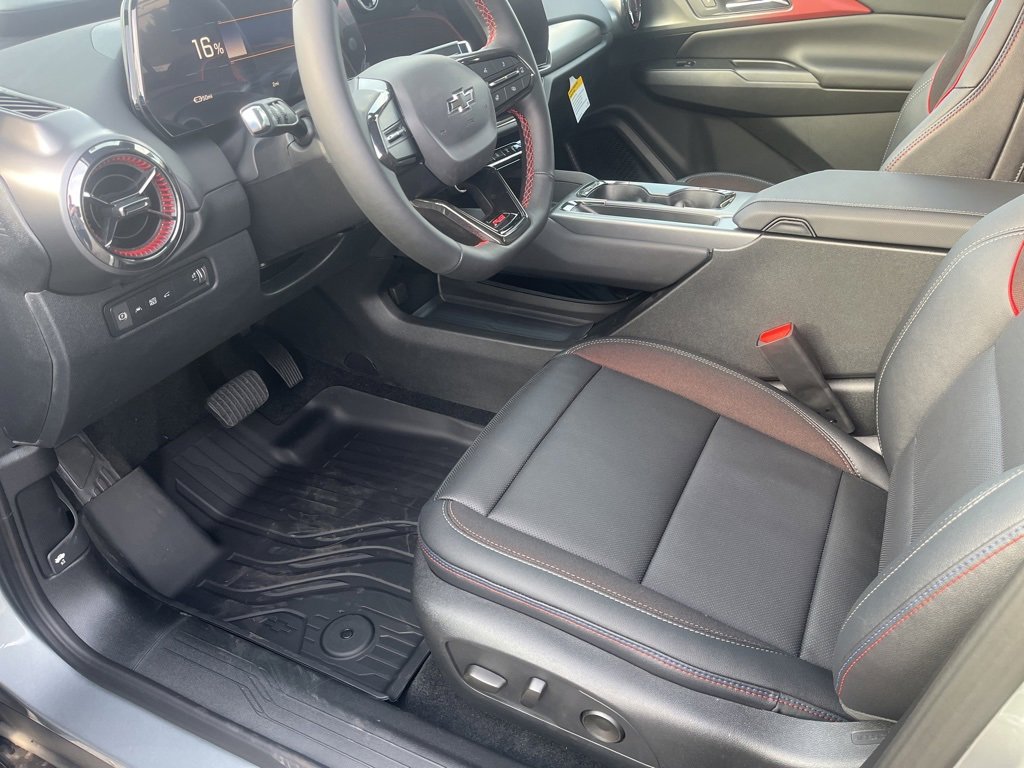 New 2026 Chevrolet Equinox EV RS image 11