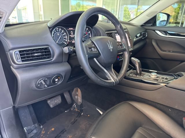Certified 2022 Maserati Levante GT AWD/4WD image 12