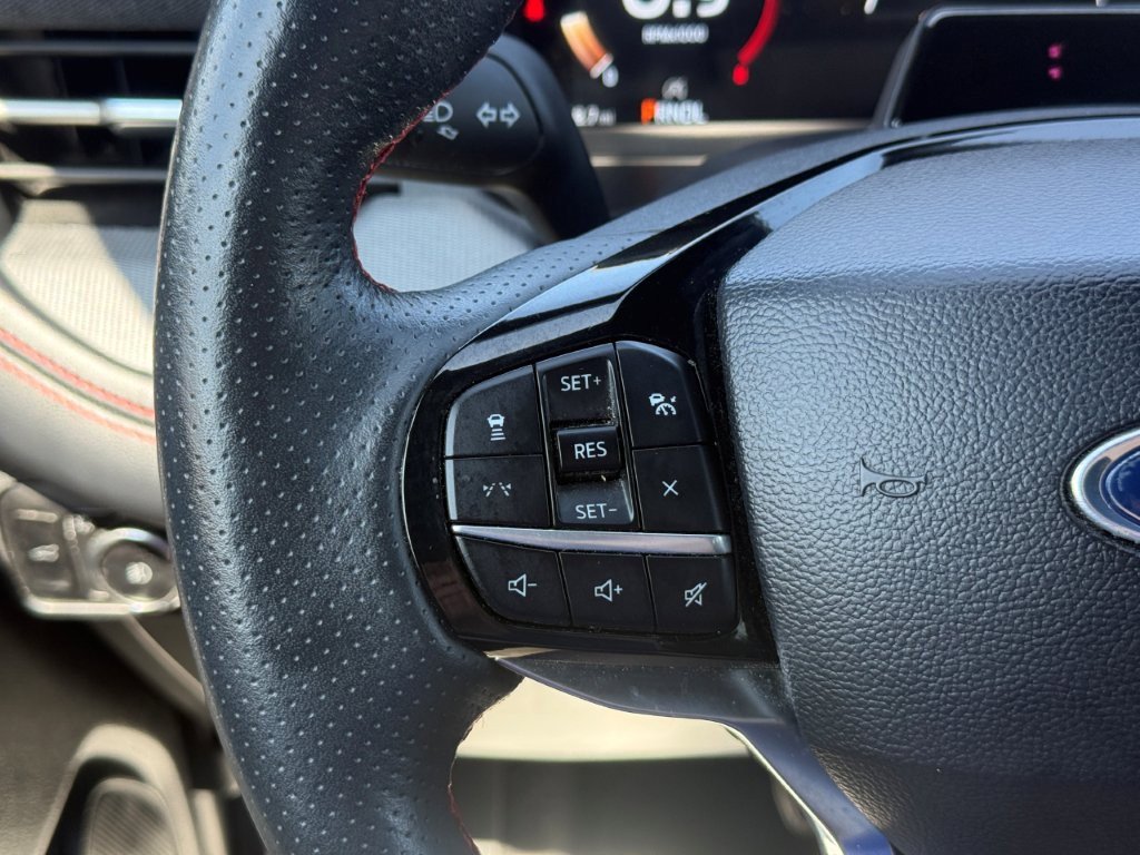 Certified 2025 Ford Explorer ST-Line w/ ST-Line Street Pack AWD/4WD image 39