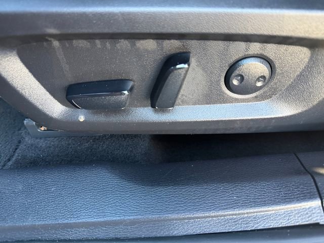 Used 2024 Mitsubishi Outlander SE Black Edition image 16