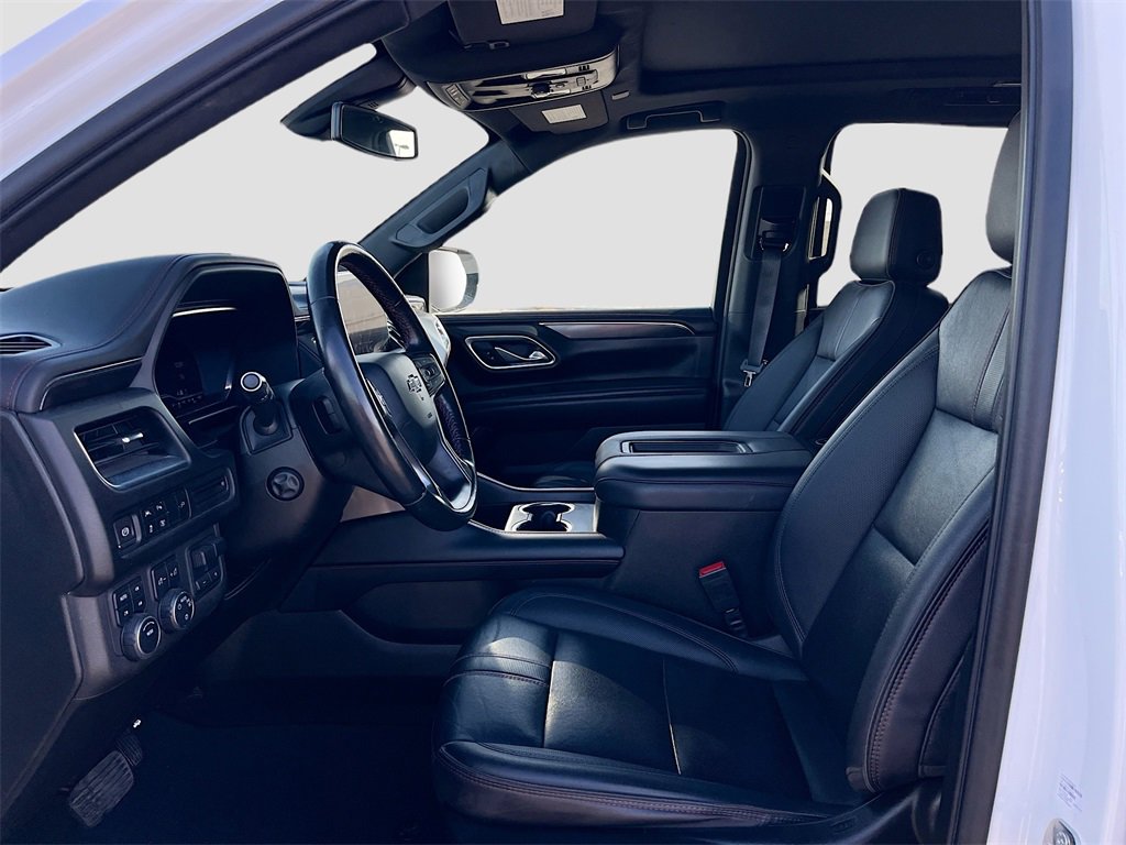 Used 2022 Chevrolet Suburban RST w/ Luxury Package image 21