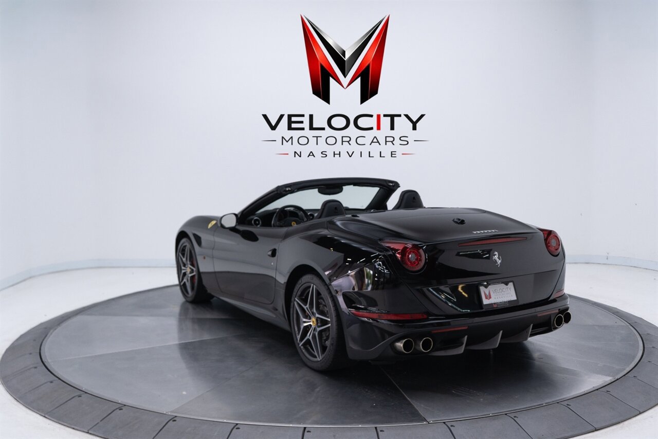 Used 2017 Ferrari California T RWD image 16