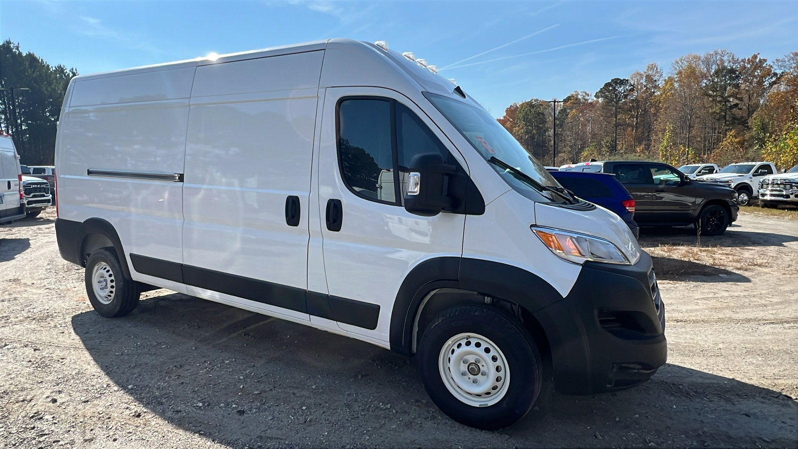 Used 2025 RAM ProMaster 2500 w/ Storage Group image 5