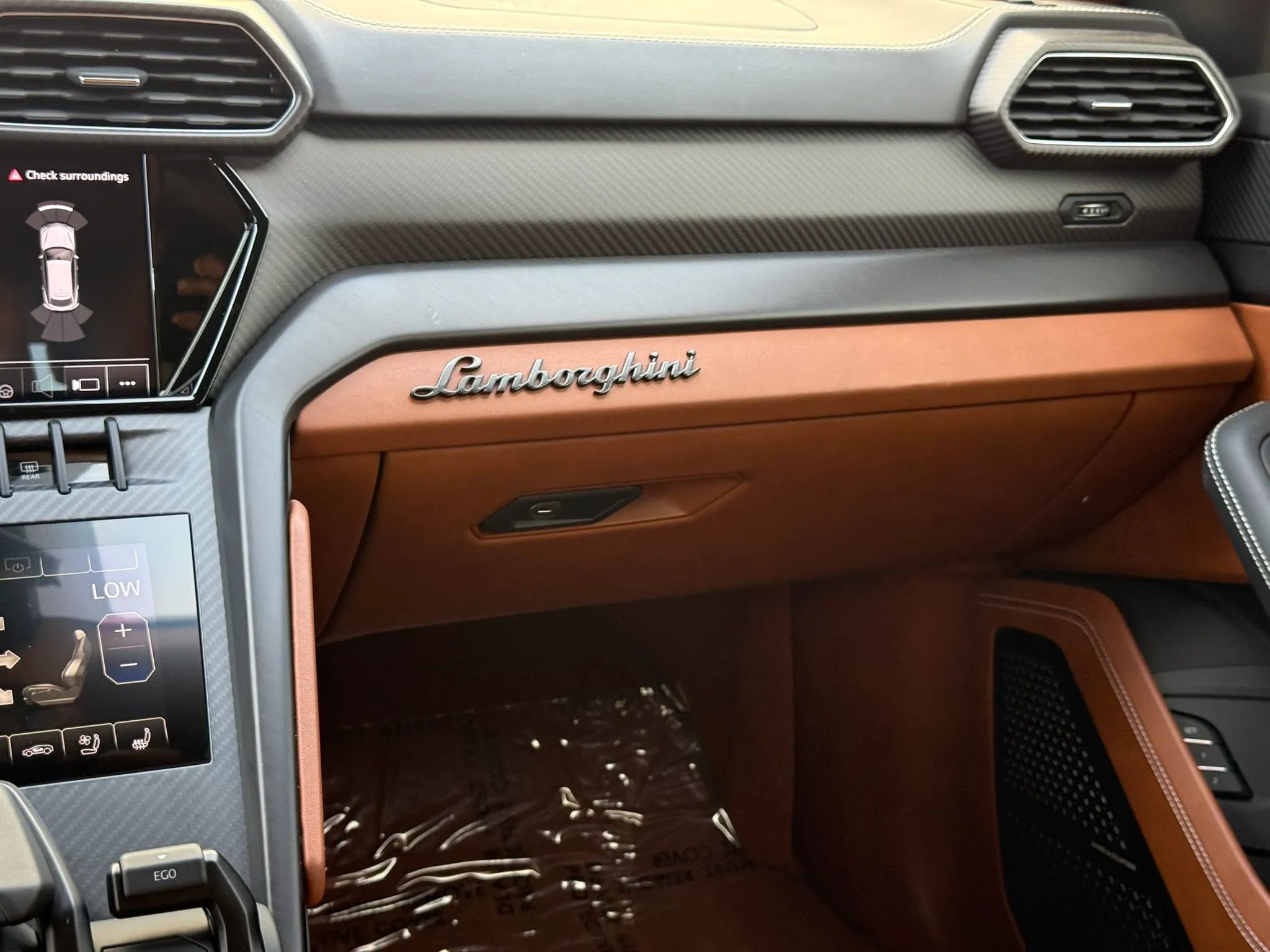 Used 2023 Lamborghini Urus S AWD/4WD image 43
