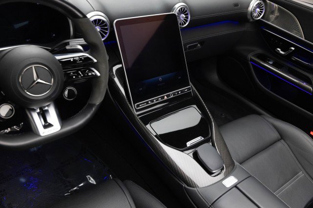 Used 2022 Mercedes-Benz SL 63 AMG 4MATIC image 16