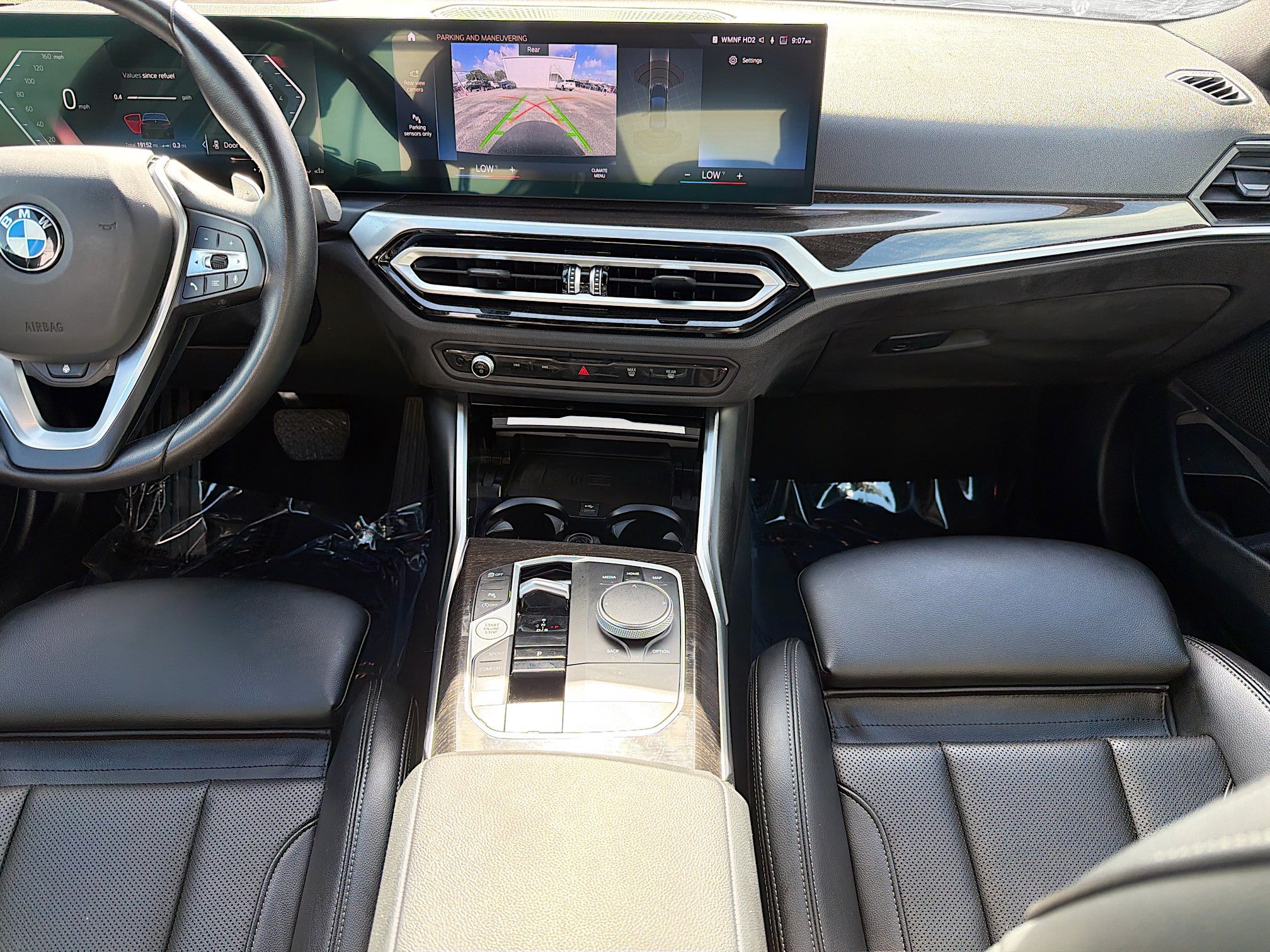 Used 2023 BMW 330i xDrive Sedan w/ Premium Package AWD/4WD image 17