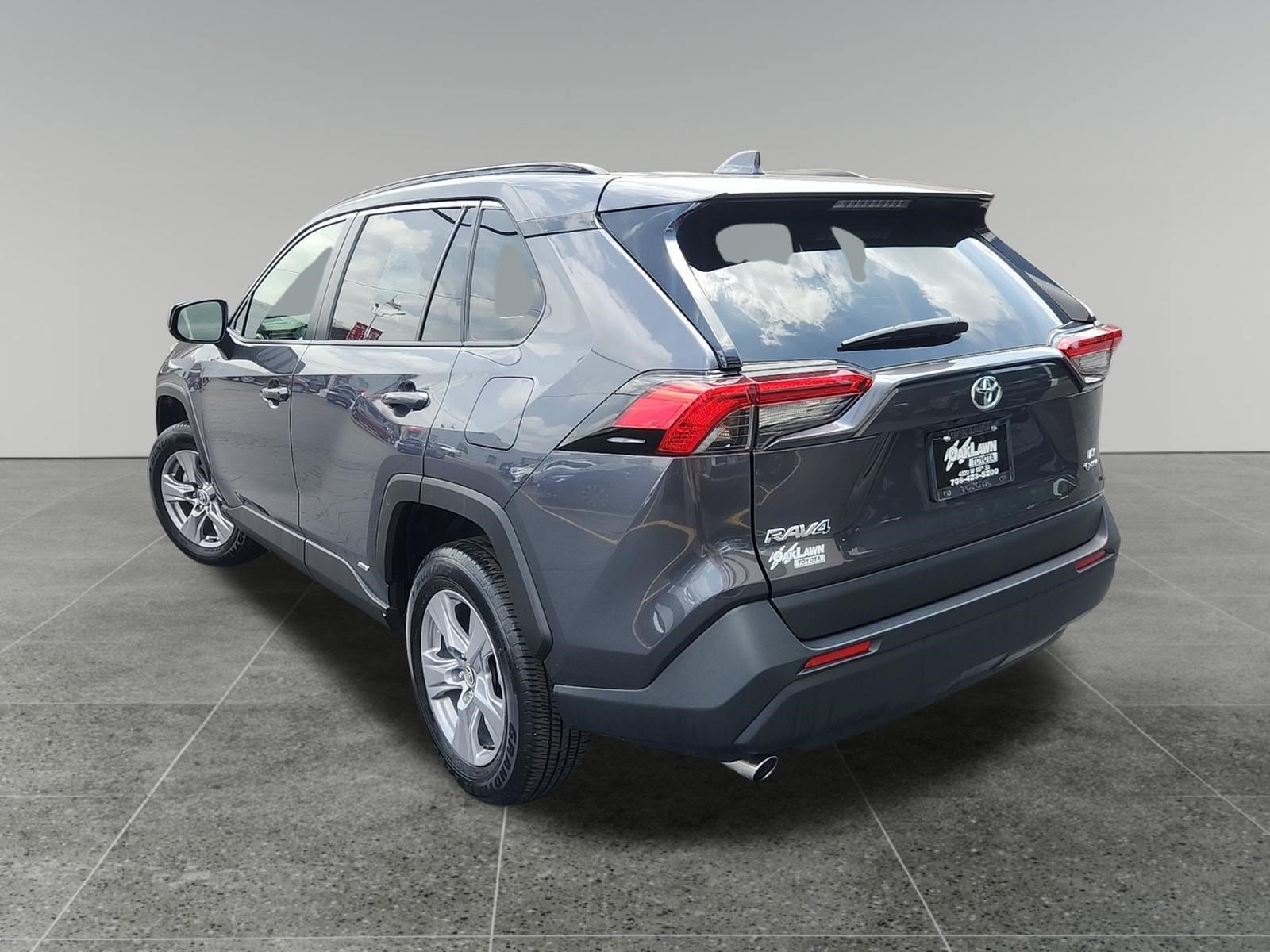 Certified 2025 Toyota RAV4 LE AWD/4WD image 5