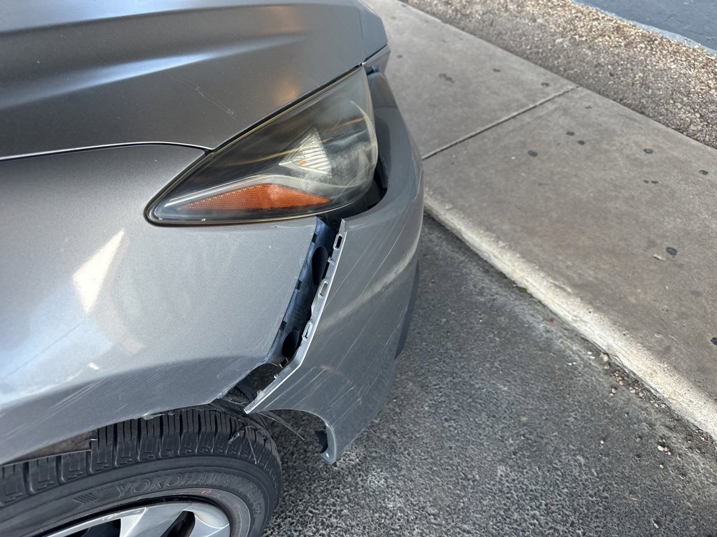 Used 2015 MAZDA MAZDA3 i SV image 2