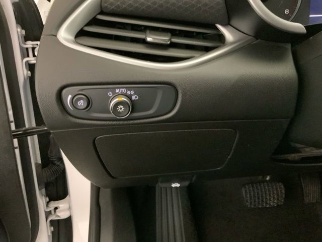 Used 2025 Chevrolet Malibu LT image 20