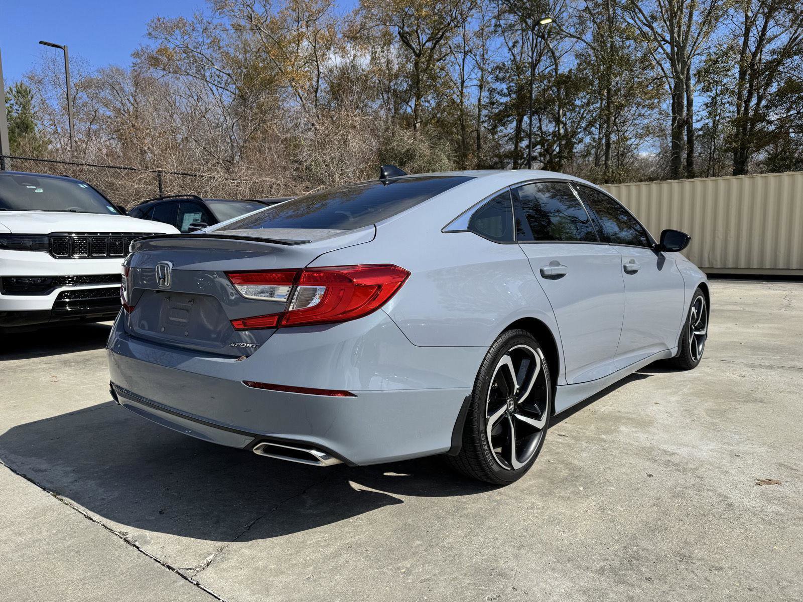 Used 2021 Honda Accord Sport image 25