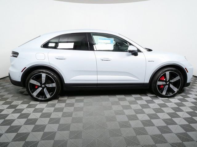 New 2026 Porsche Macan 4S Electric image 28