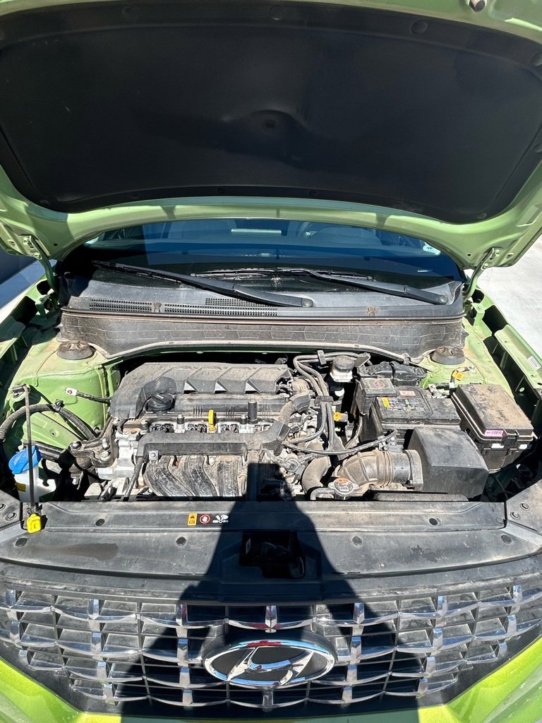 Used 2023 Hyundai Venue SEL image 18