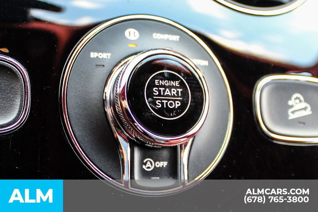 Used 2023 Bentley Bentayga image 30