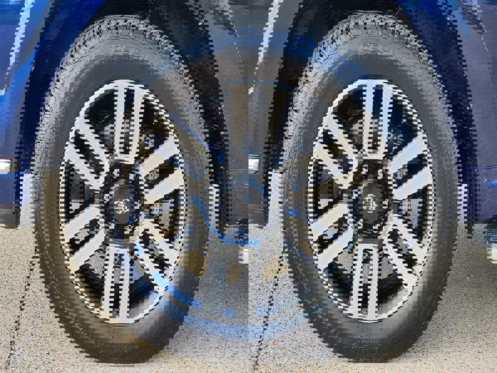 Used 2022 Toyota 4Runner Limited image 20