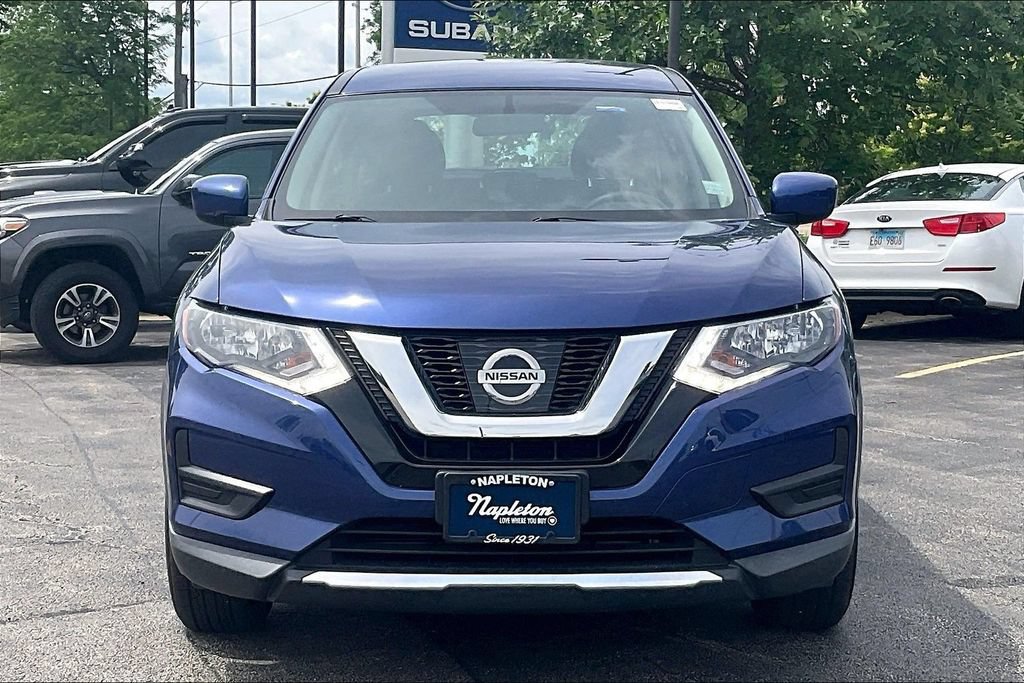 Used 2017 Nissan Rogue S AWD/4WD image 2