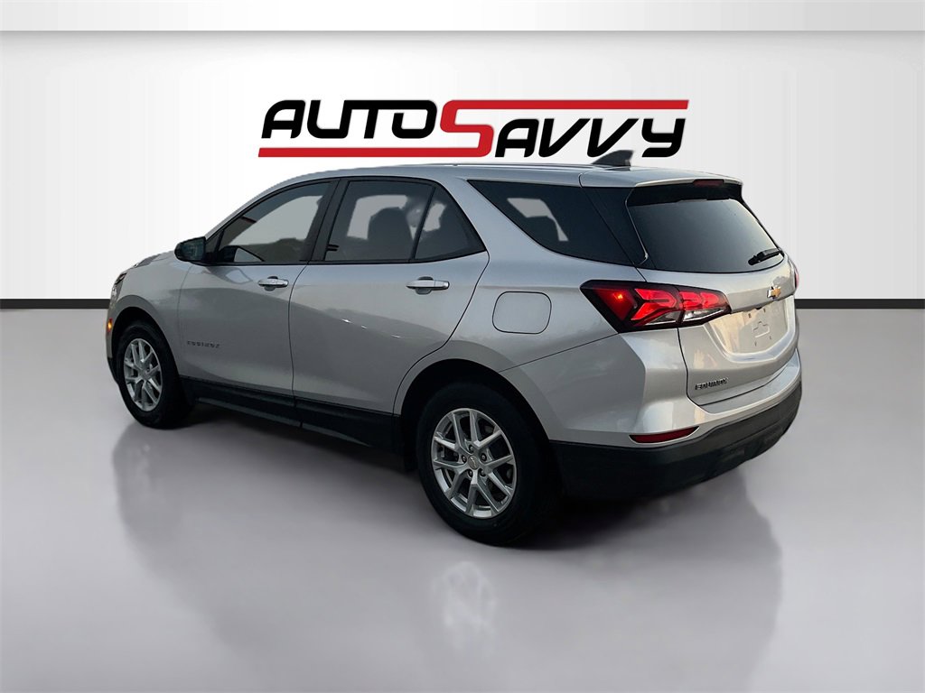 Used 2022 Chevrolet Equinox LS w/ LS Convenience Package image 5