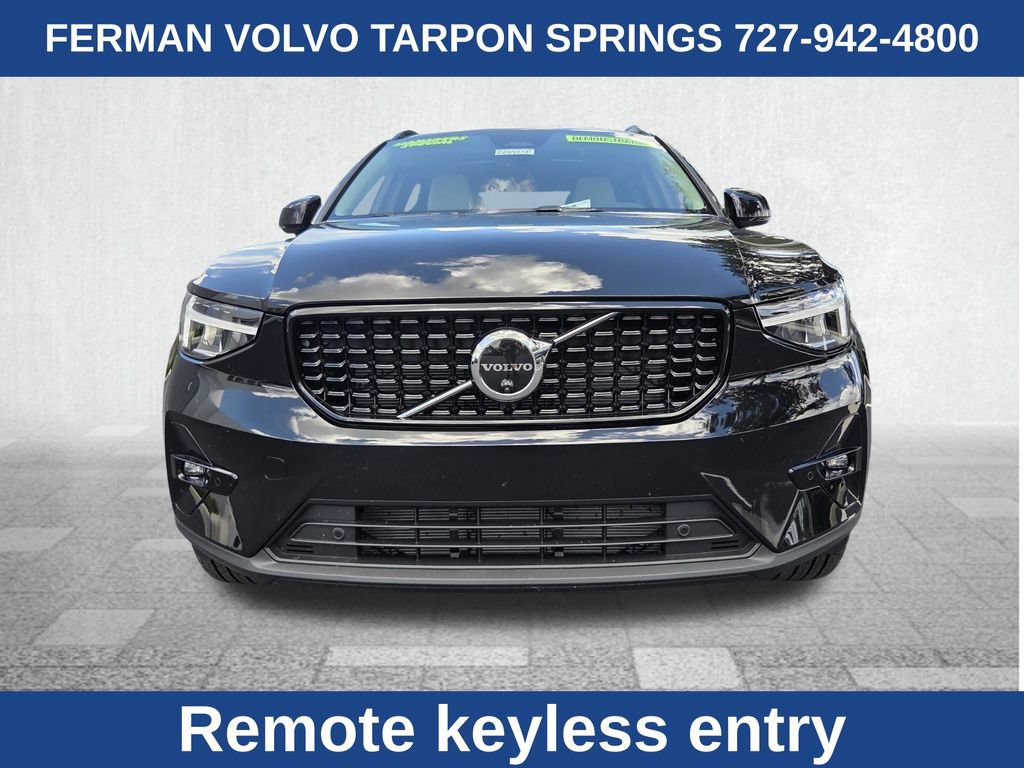 New 2026 Volvo XC40 B5 Plus w/ Protection Package Premier AWD/4WD image 4