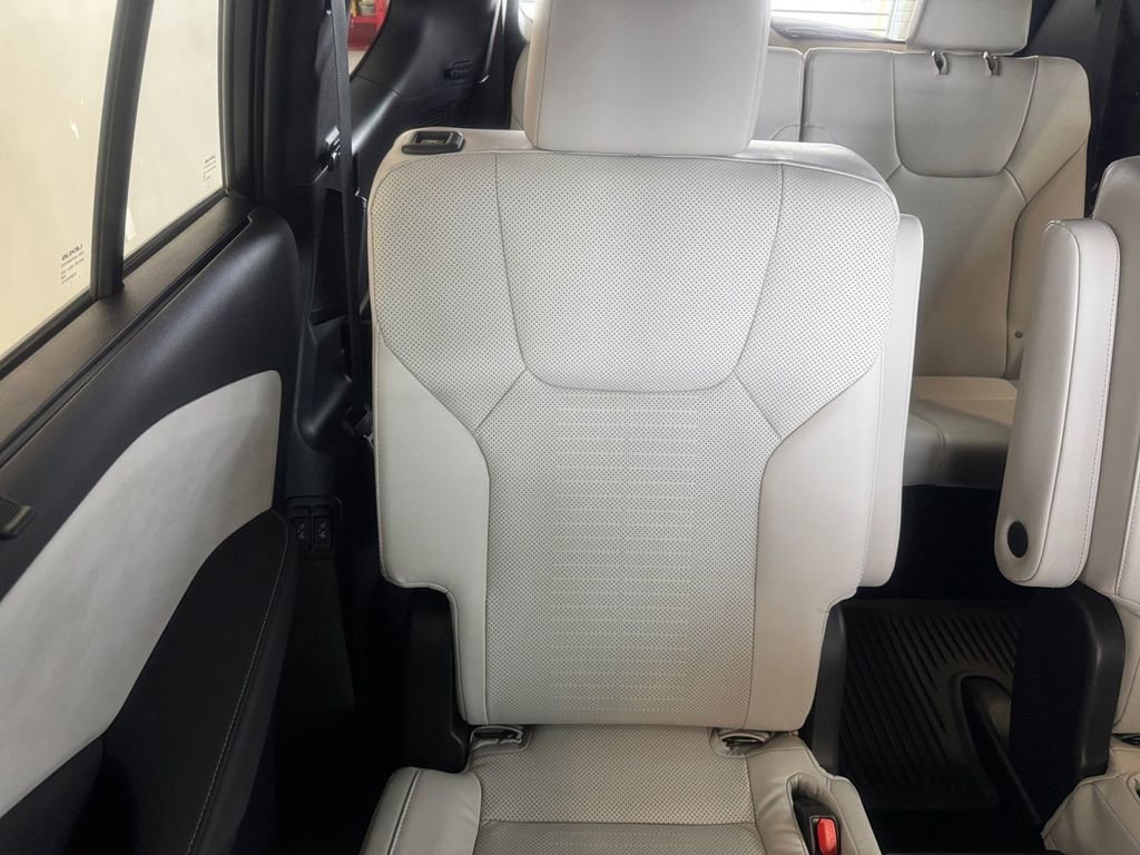 Used 2025 Lexus TX 350 AWD w/ Technology Package image 17