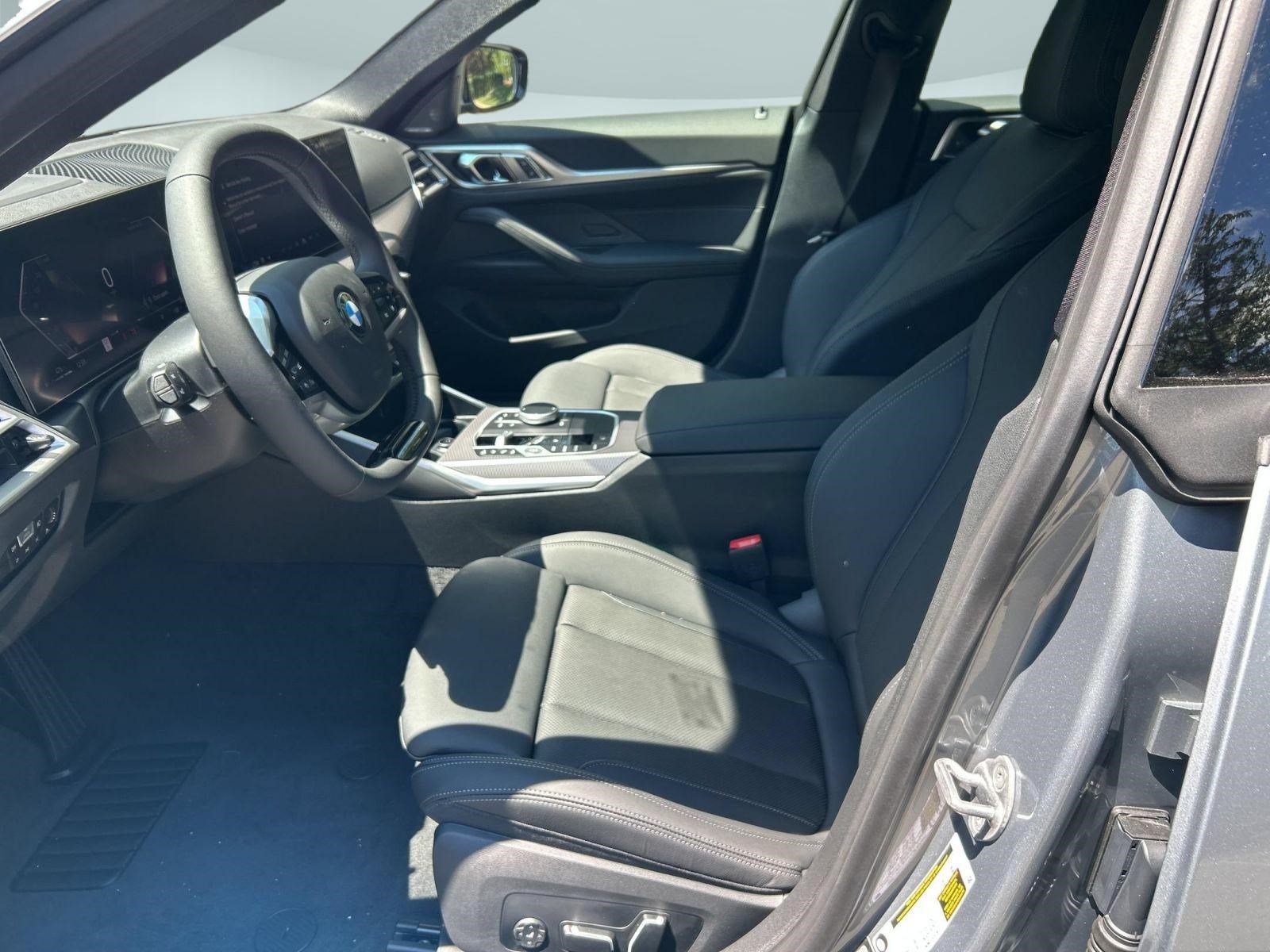 New 2026 BMW 430i xDrive w/ Premium Package AWD/4WD image 5