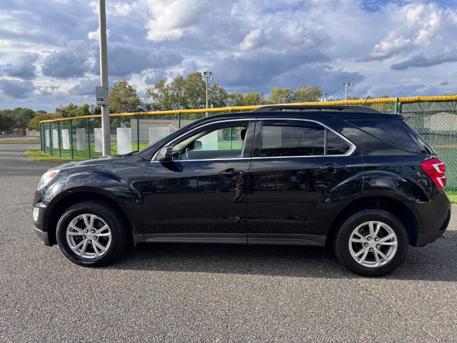 Used 2017 Chevrolet Equinox LT image 4