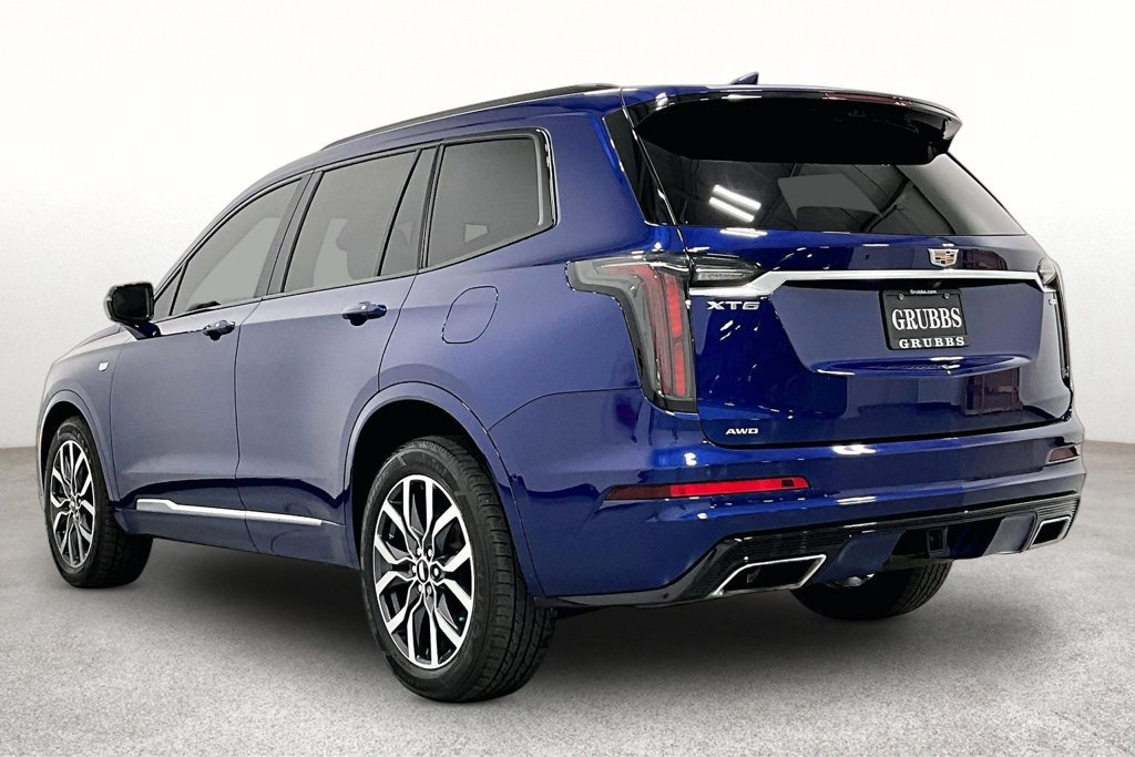 Used 2023 Cadillac XT6 Sport w/ Platinum Package AWD/4WD image 15