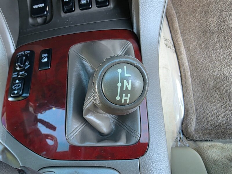 Used 2009 Lexus GX 470 AWD/4WD image 40