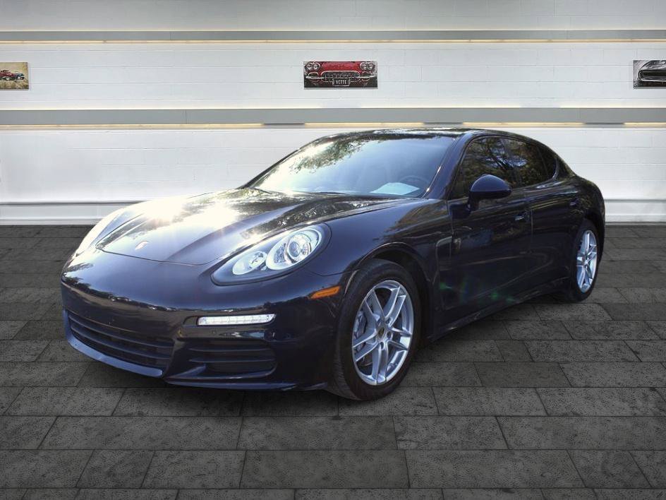 Used 2016 Porsche Panamera Edition RWD image 3