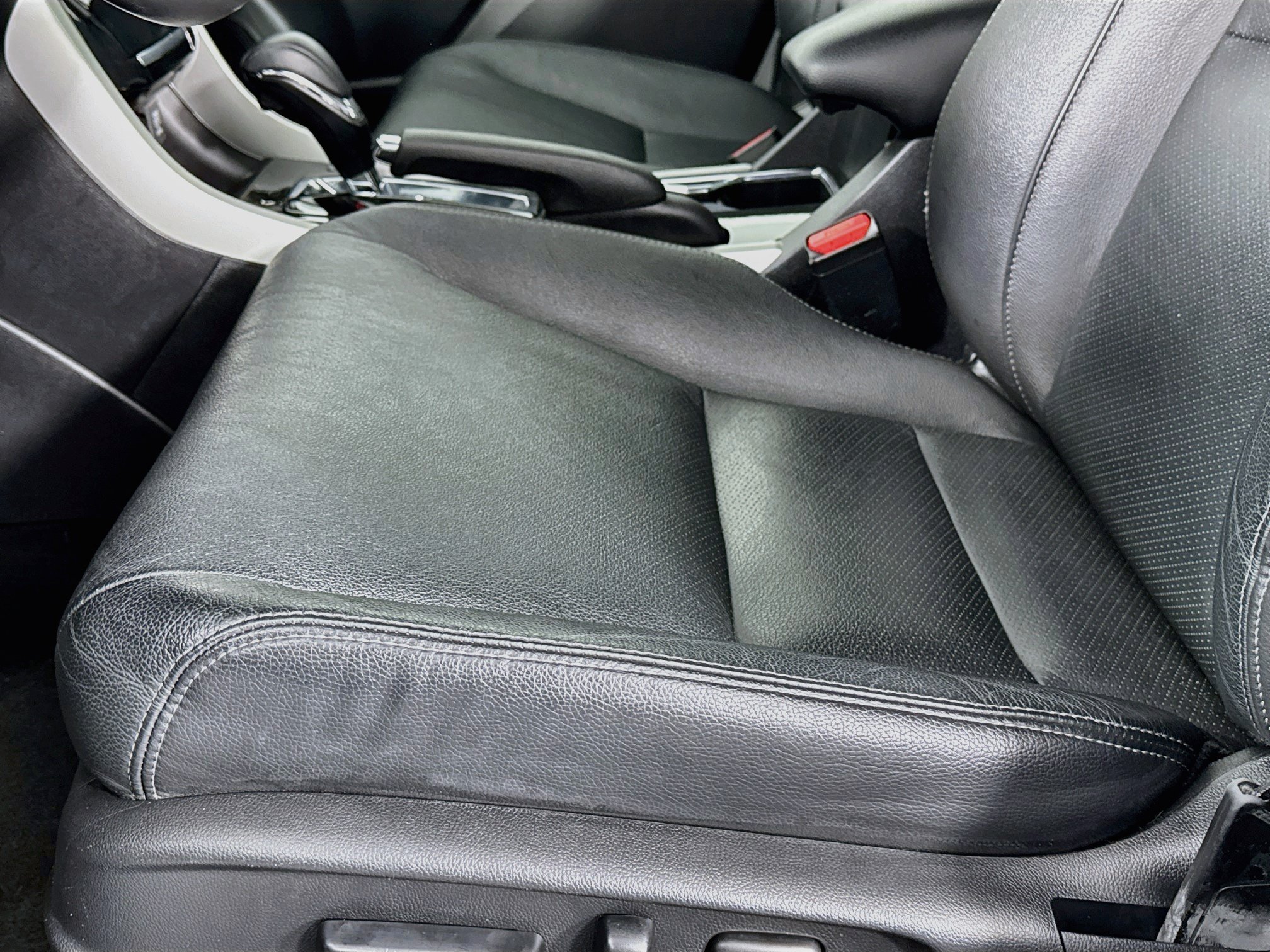 Certified 2017 Honda Accord EX-L image 18