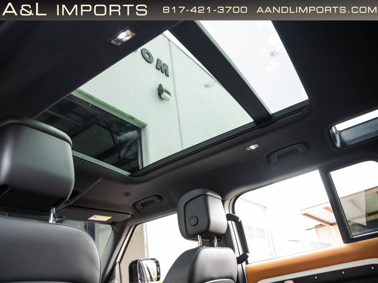 Used 2023 Land Rover Defender 110 X-Dynamic SE AWD/4WD image 23