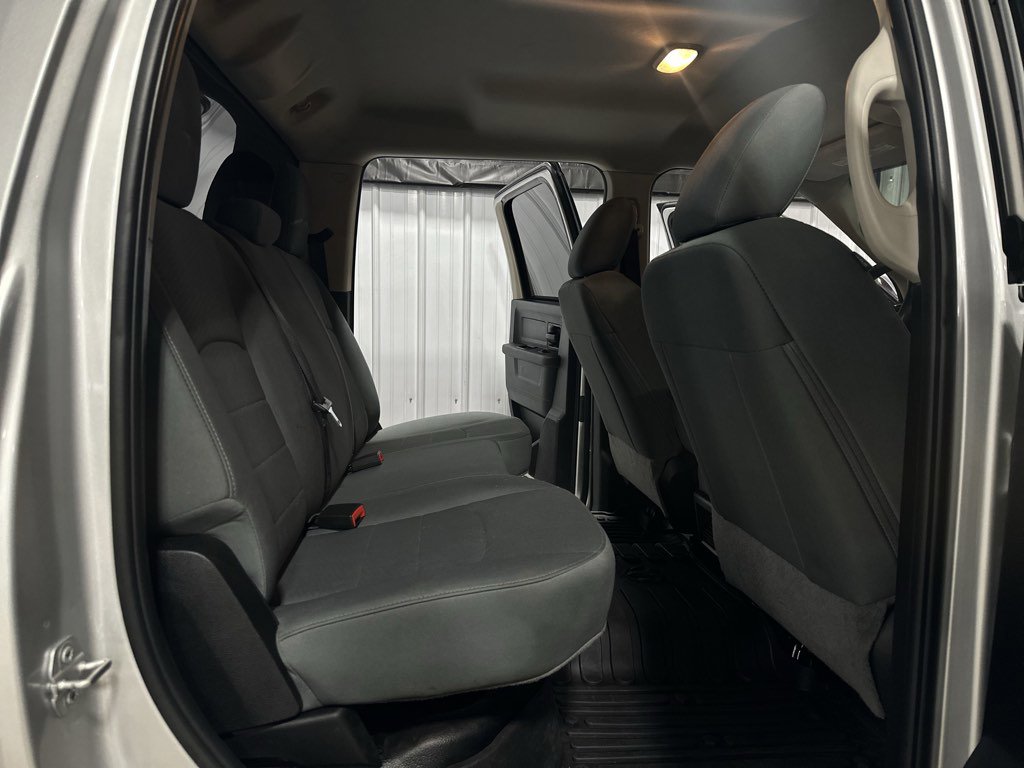 Used 2018 RAM 3500 Tradesman w/ Chrome Appearance Group image 5