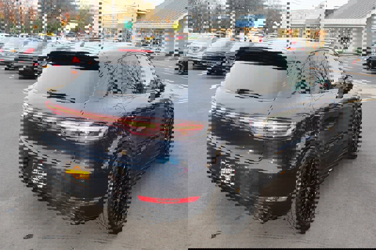 Used 2021 Porsche Macan GTS image 3