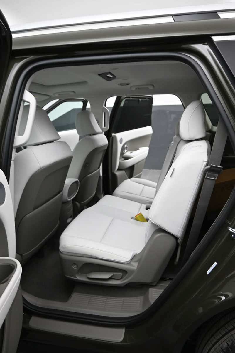 New 2026 Hyundai Palisade SEL AWD/4WD image 14