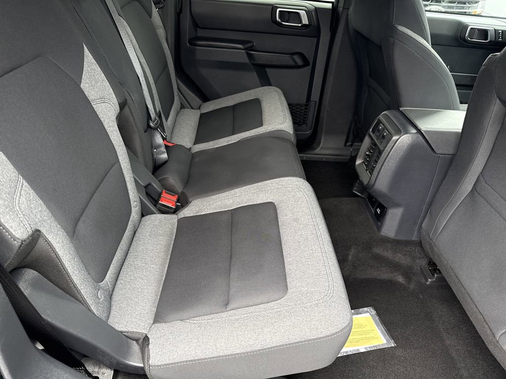 Used 2025 Ford Bronco Big Bend image 16