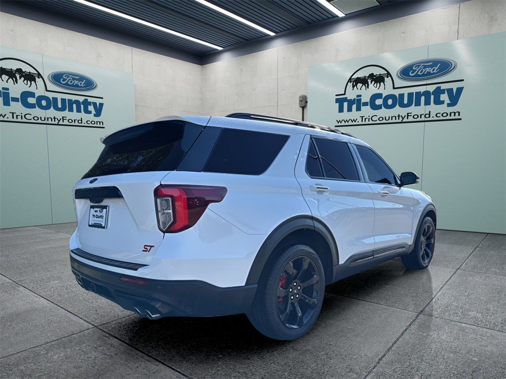 Used 2023 Ford Explorer ST w/ Equipment Group 401A image 7