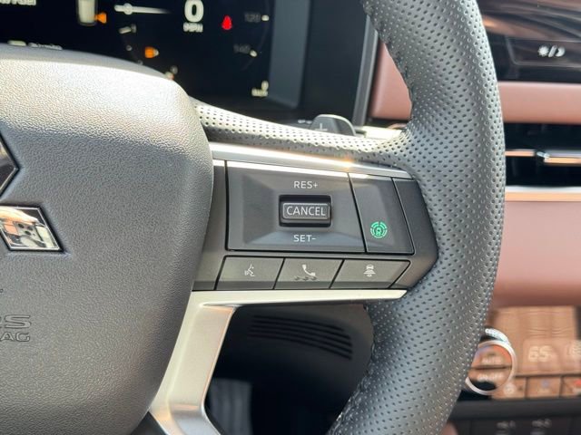 New 2026 Mitsubishi Outlander SEL image 26