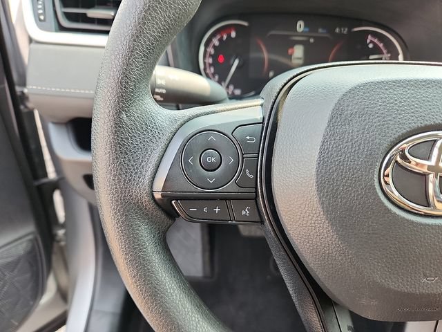 Used 2025 Toyota RAV4 XLE AWD/4WD image 20