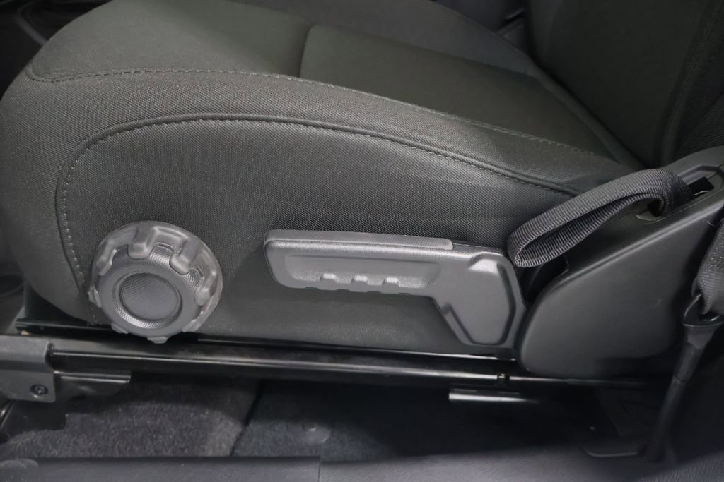 Used 2023 Jeep Wrangler Sport image 14